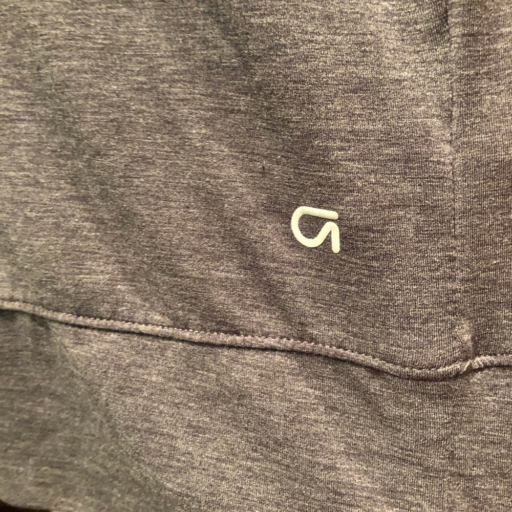 Long sleeve athletic top